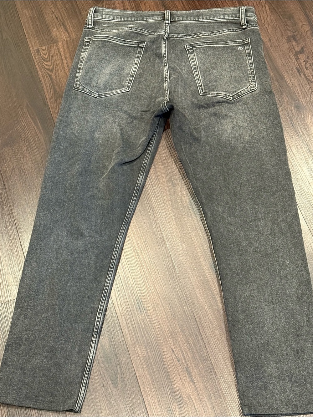 rag & bone NWOT Men's Faded Straight Jeans - Picture 9 of 10